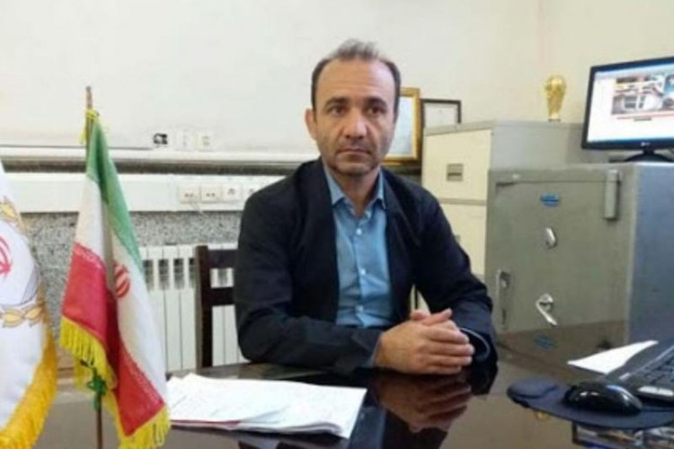 مردم پول خود را که ضرورتی ندارد، به بانکها واگذار نکنند