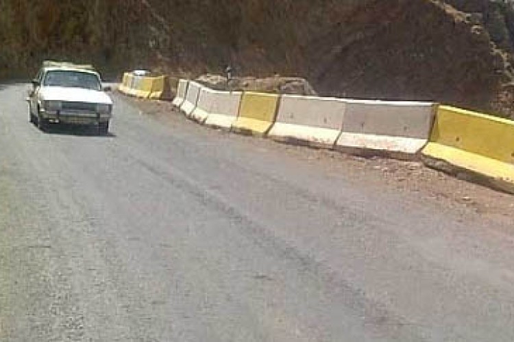 پروژه روكش مسيرهاي پاوه اجرا مي شود