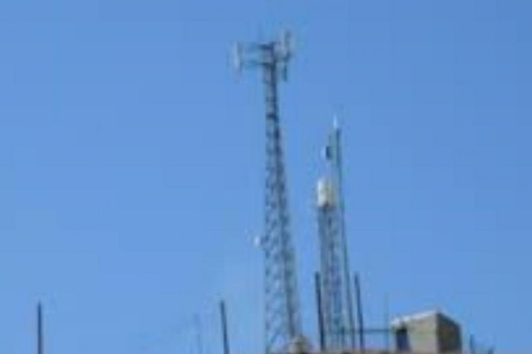 قطع پوشش شبکه صداوسیمای نودشه در پی سرقت گیرنده ها