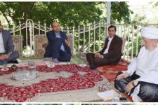 ماموستا قادری: دوست و دشمن به این باور رسیده اند که آیت الله رئیسی در این مدت کوتاه کارهای زیادی انجام داده اند / مردم به دلیل مشکلات معیشتی ناراحتند، باید دل آنها را به دست آورد