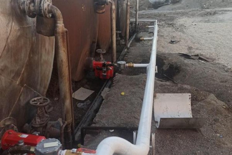 گازسوز شدن کارخانه آسفالت شهرداری پاوه