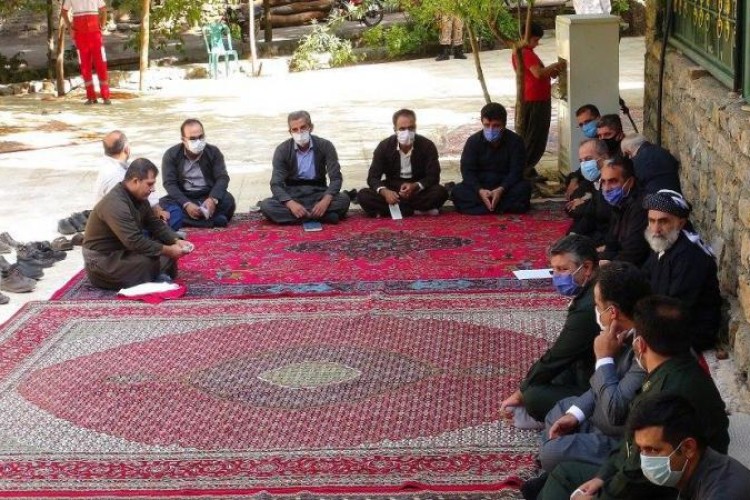 برگزاری میز خدمت در روستای نجار پاوه