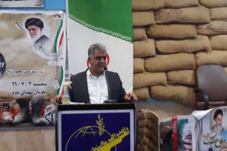 استقلال جمهوری اسلامی تمام استعماگران را دیوانه کرده است