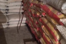 خواروبار احتکار شده در سطح شهرستان پاوه توزیع شد