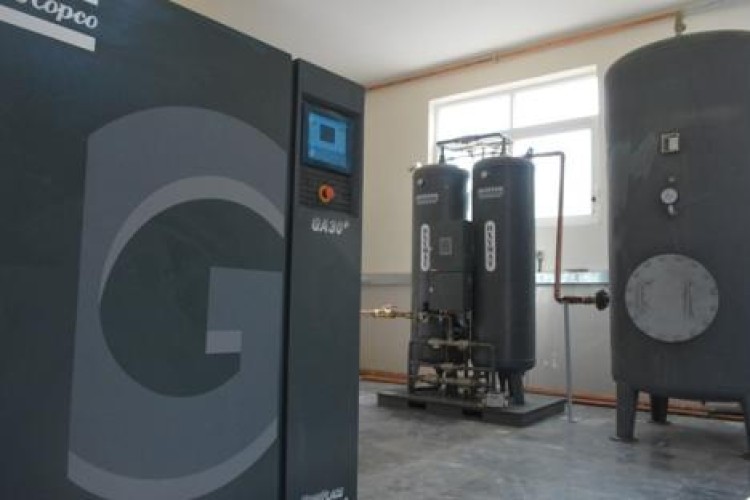  موافقت ارسال دستگاه اکسیژن ساز برای بیمارستان جوانرود/ مولود حسینی: تاکنون ۹۷۰ نفر در جوانرود به کرونا مبتلا شده اند