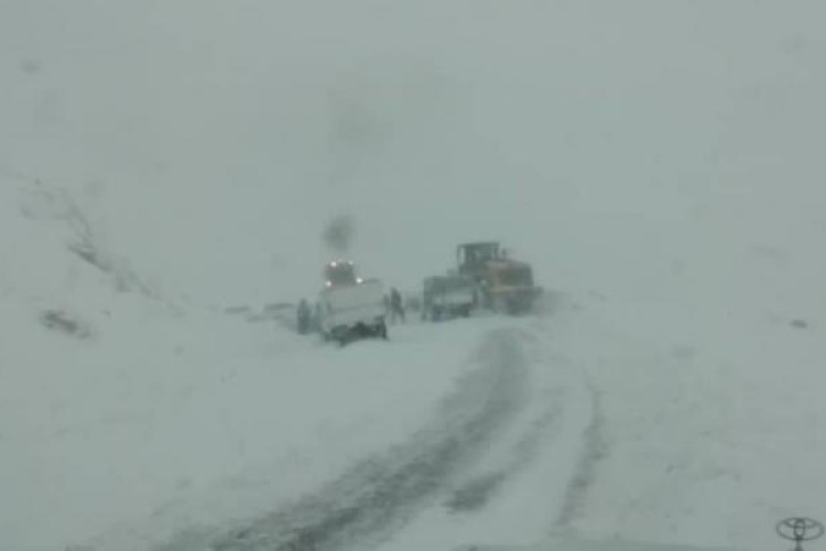 راه ارتباطی پاوه  مریوان مسدود شد