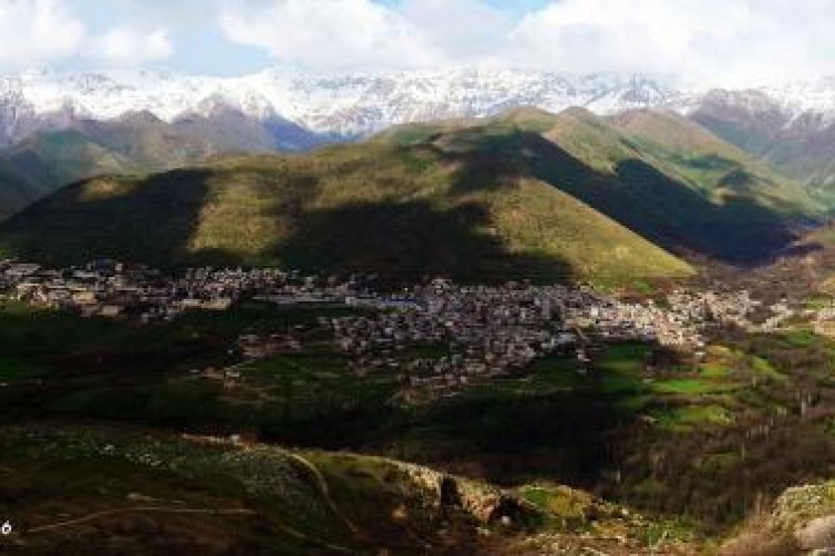  پاوه با مشکل کمبود فضای مناسب برای توسعه سکونتگاه‌ها مواجه است / پیشروی بیشتر شهر به سمت روستای شمشیر میسر نیست 