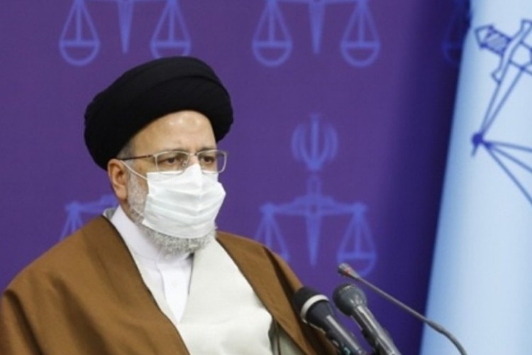 سەرۆکی دەزگای دادی ئێران: بە ڕێکخستنەوەی بازاڕچە سنوورییەکان کێشەی کۆڵبەرەکان چارەسەر بکرێت