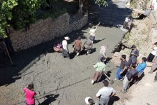 گلال نمادی برای مشارکت و همدلی/شور و شوق گلالی ها برای توسعه و آبادانی این روستا