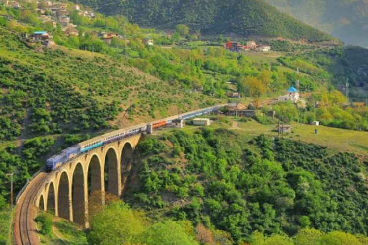 سەبتو جهانی"راه آهن"و سەرتاسەری ئێرانی جە چل و چوارەمین کۆنیشتو کومیتەو میراسی جهانی یونسکۆی