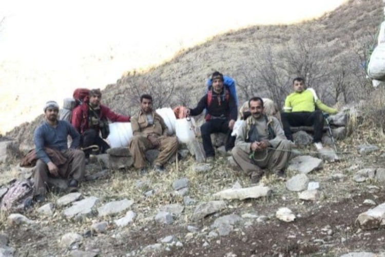 «حمایت حامیان حیات وحش هورامان از شاهونشینان»