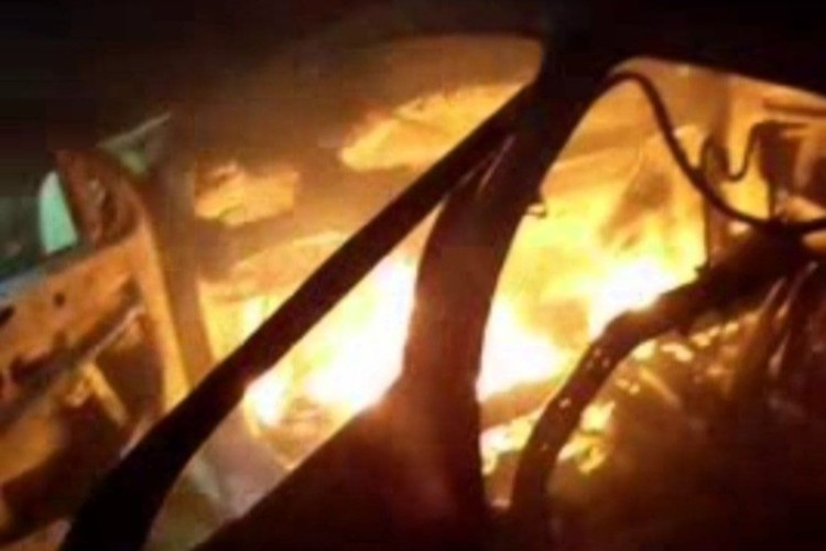 انحراف به چپ خودرو دو نفر مصدم برجای گذاشت