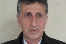 نمک پاشی و برف روبی خیابان های پاوه در حال انجام است