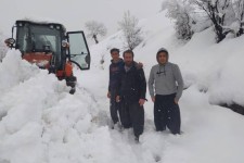 برف روبی و بازگشایی راه دسترسی به روستای گلال پاوه