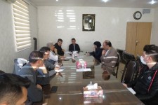 نشست شهرداری با اصحاب رسانه/1000 تن برف را بارگیری و جابجا کرده‌ایم