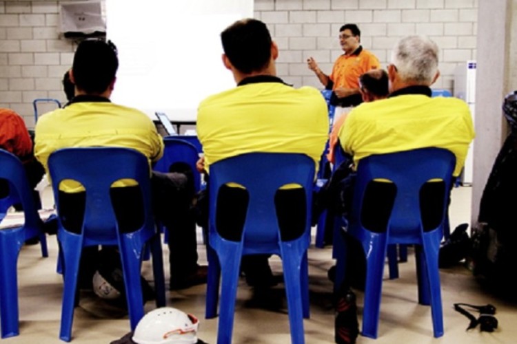 هیات مدیره انجمن صنفی کارگران ساختمانی شهرستان پاوه انتخاب شد