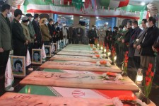 یادمان شهدای پاوه گلباران شد/تجدید بیعت با آرمانهای شهداء در یادمان شهداء پاوه