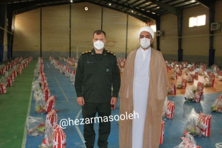 ۱۰۰۰ بسته معیشتی در بین نیازمندان پاوه توزیع شد