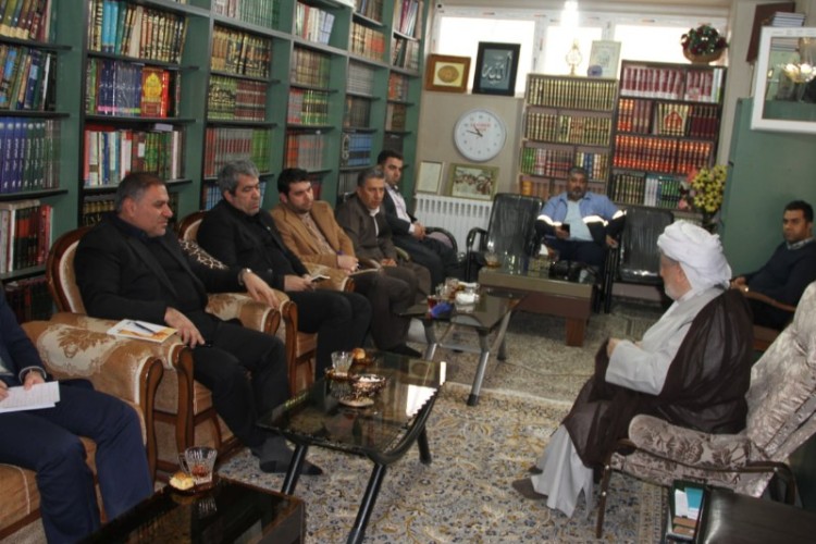 امام جمعه پاوه:  توسعه گردشگری در جامعه اسلامی باید با حفظ فرهنگ باشد