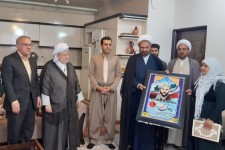از خانواده های معظم شهدا در پاوه تجلیل به عمل آمد+تصاویر