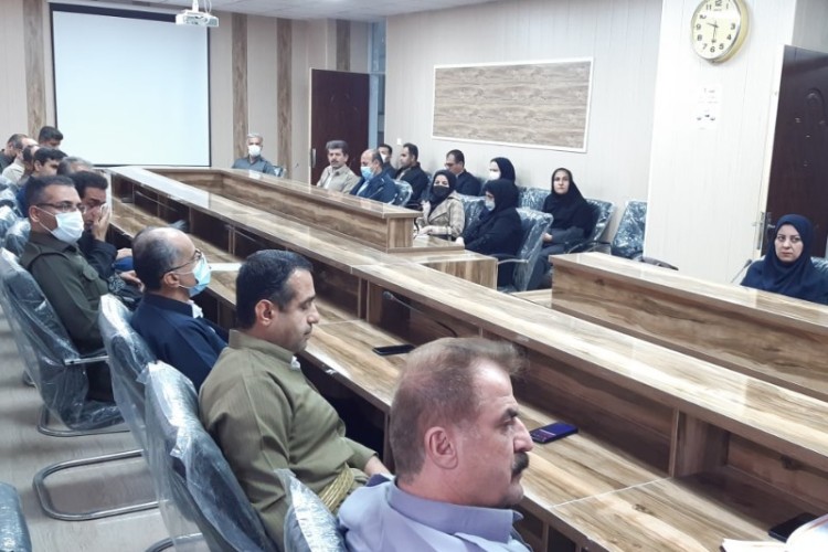 برگزاری نشست روشنگری  در آموزش و پرورش پاوه