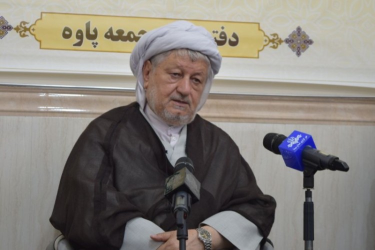 امام جمعه پاوه: هوشیاری و زمانه‌شناسی ضرورت کار خبرنگاران است/قدیمی ترین وسیله انتقال اخبار منبر بوده است