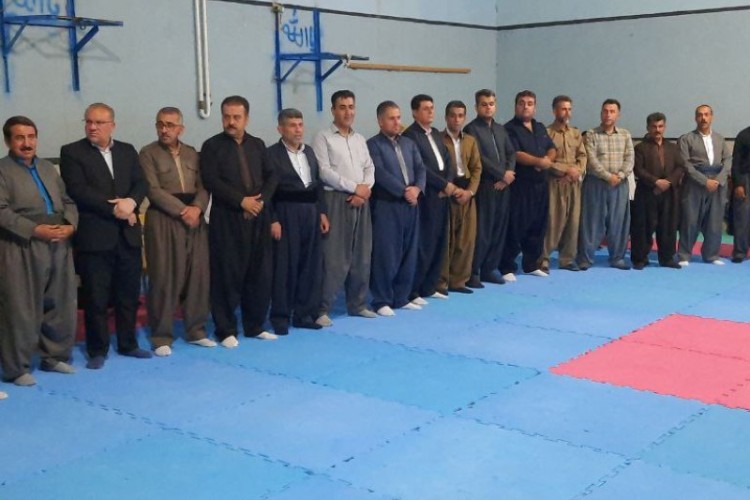 تجلیل از مدال آوران کونگ فوی پاوه در مسابقات استانی