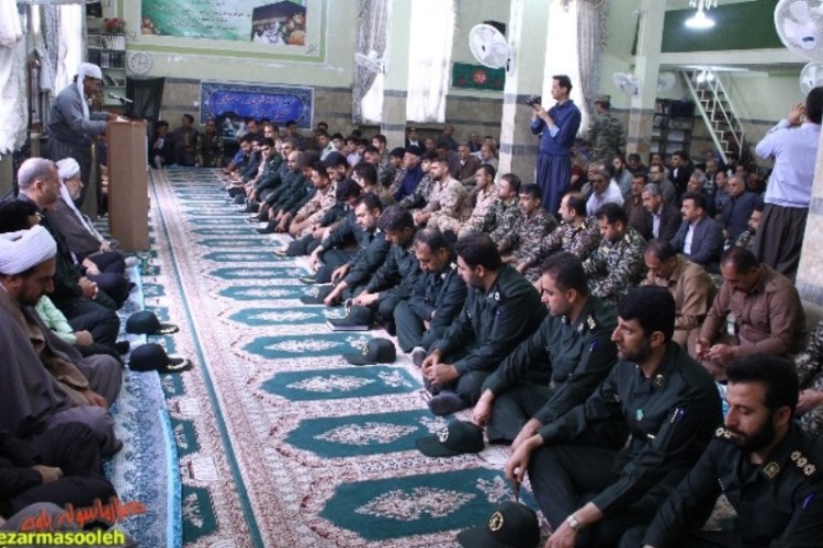 به مناسبت هفته دفاع مقدس نشست روشنگری سیاسی با محوریت جهاد تبیین در پاوه برگزار شد