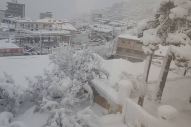 بارش یک متری برف در ارتفاعات شهرستان پاوه