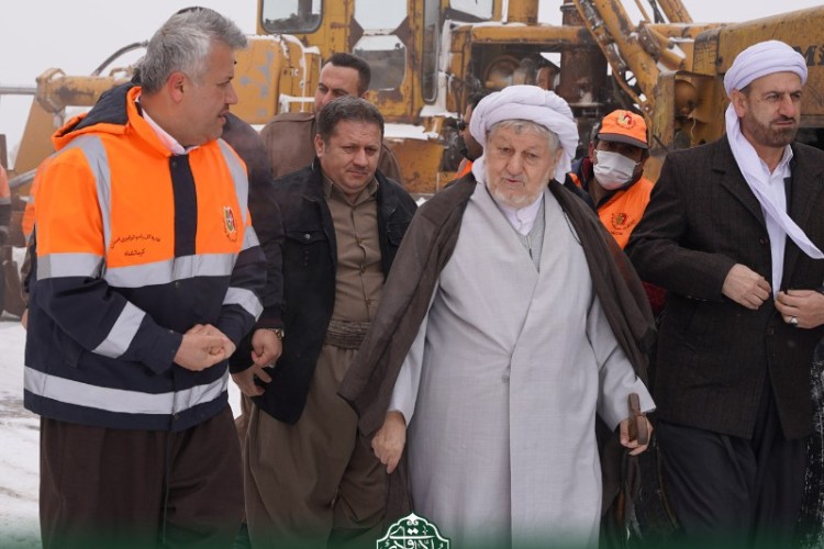 امام جمعه پاوه از از عملیات بازگشایی مسیر پاوه – مریوان ( گردنه تته ) بازدید کرد