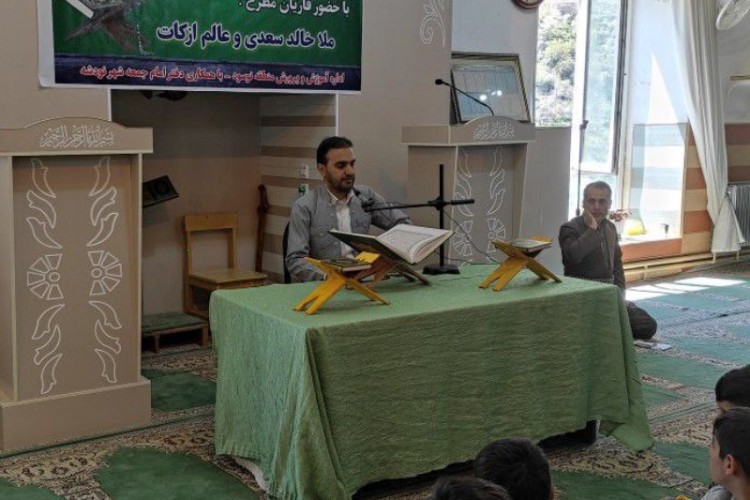 برگزاری محفل انس با قرآن در شهر نودشه