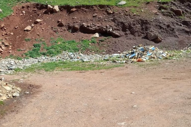 تخلیه و دپوی خاک و نخاله در محیط شهری ممنوع است/ جمع‌آوری چندین باره نخاله‌های ساختمانی تخلیه شده در حاشیه خیابان‌های سطح شهر