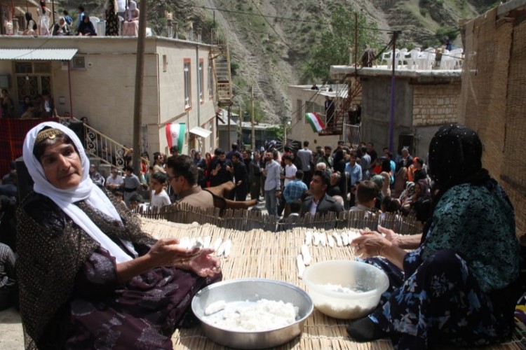 از برگزاری جشنواره غذاهای بومی محلی و صنایع دستی در باینگان