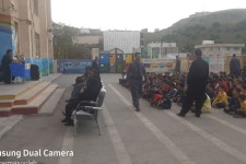 تقدیر از دانش اموزان فعال دبستان شهید مطهری توسط سپاه ناحیه پاوه