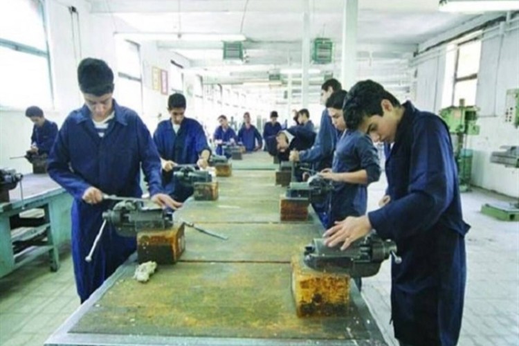 خلق الگوهای جدید مهارتی در راستای تعمیق شعار سال «مهار تورم، رشد تولید»