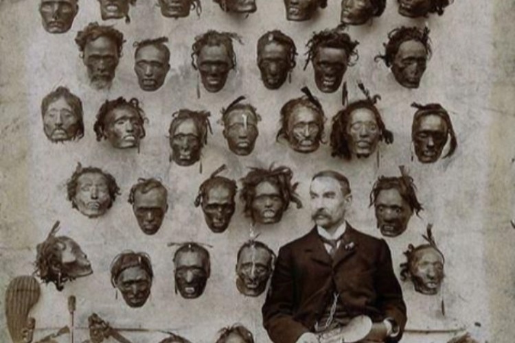 کلکسیونو انگلیسیەکان جە سەرێ بڕیایو مەردمو نیوزیلندی