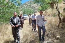 بازدید میدانی فرماندار پاوه و سردار آسیابانی از روستای مرزی بله بزان/تداوم پیگیری های برای بازگشت مردم به این روستا