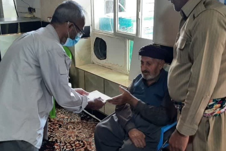 سرکشی و دیدار با بیماران صعب العلاج در پاوه