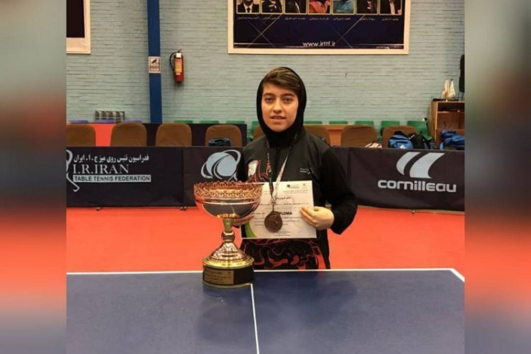 افتخار آفرینی بانوی پاوه ای در مسابقات پینگ پنگ غرب کشور