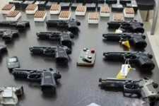 باند سازمان یافته قاچاق سلاح و مهمات در دام اداره اطلاعات / کشف و ضبط ۳۷ قبضه سلاح کلت کمری در پاوه