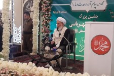 رسول گرامی اسلام مهیمن بر همه انسان هاست/ قدرت های بزرگ امروز مغز ها افکار و جوان های ما را می خواهند