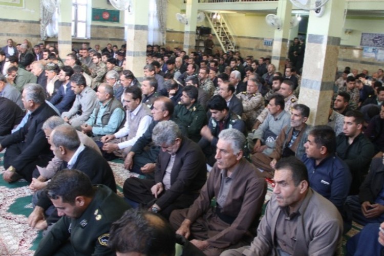 جمعی از بسیجیان پاوه با ماموستا قادری دیدار کردند