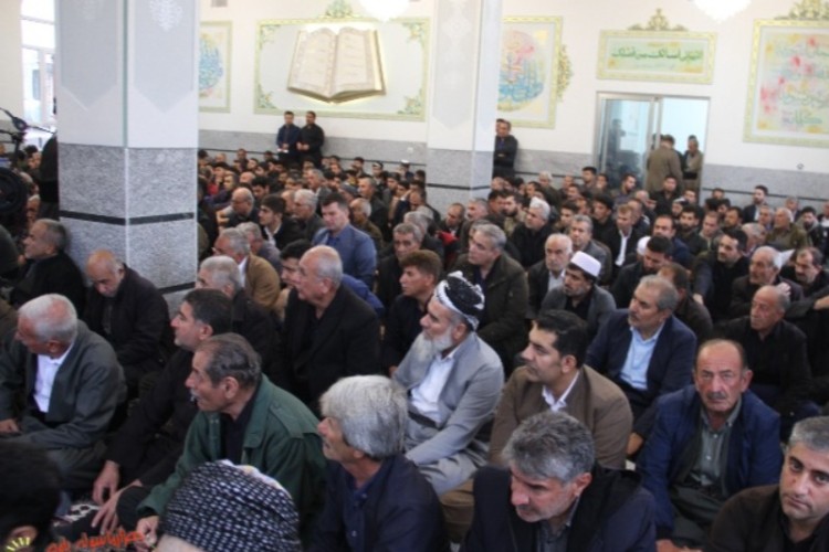 از مراسم افتتاحیه مسجد قبای شهر بانه وره/ خشت روی خشت برای خانه‌ای دربهشت