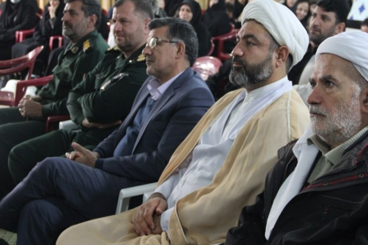 مراسم گرامی داشت و تکریم از خانواده کارکنان ناحیه پاوه برگزارشد