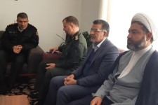 جمعی از مسئولین شهرستان پاوه با خانواده شهدا دیدار کردند