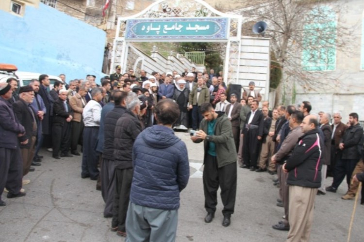 تجمع مردم پاوه در محکومیت حادثه تروریستی کرمان