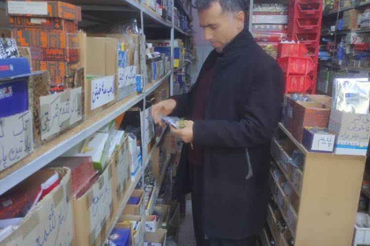 تداوم برگزاری گشت مشترک بر واحد های صنف لوازم یدکی خودرو