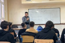 وقتی که کلاس های فوق برنامه دبیرستان شهدا، تعطیلی نمی شناسد