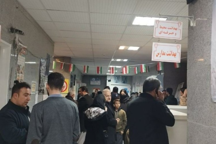 حضور تیم جهادی پزشکی شهید کاظمی آشتیانی در مرکز جامع خدمات سلامت بانه وری