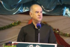 معلم، معمار و هدایتگر جامعه است